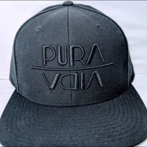 Black adjustable hat